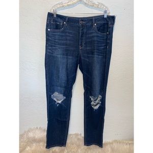 American Eagle Tomgirl Ripped Jeans size 14 Long